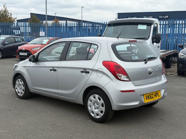 Used Hyundai i20 2012 for sale - 76121206: Photo 4