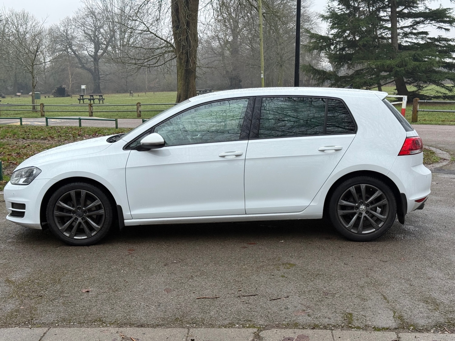Used Volkswagen Golf 2014 for sale - 77172701: Photo 10