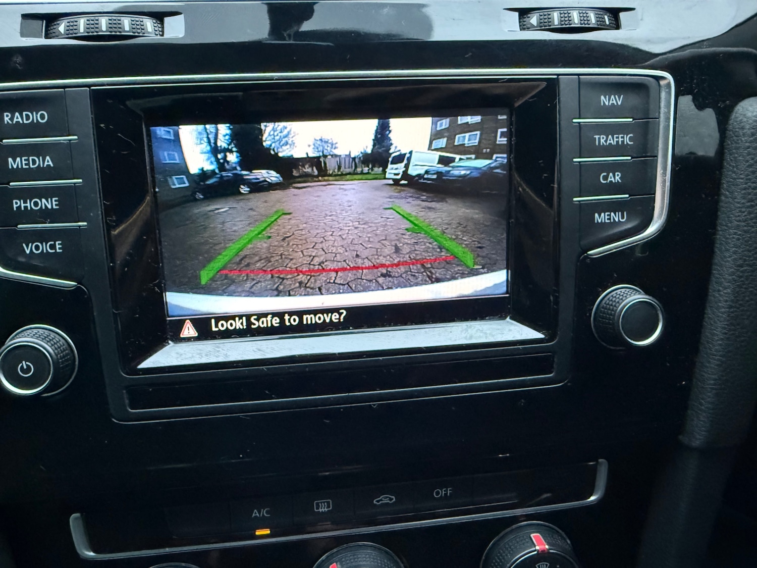 Used Volkswagen Golf 2014 for sale - 77172701: Photo 32