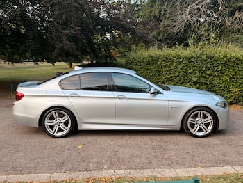 Used BMW 5 Series 2016 for sale - 76103952: Photo