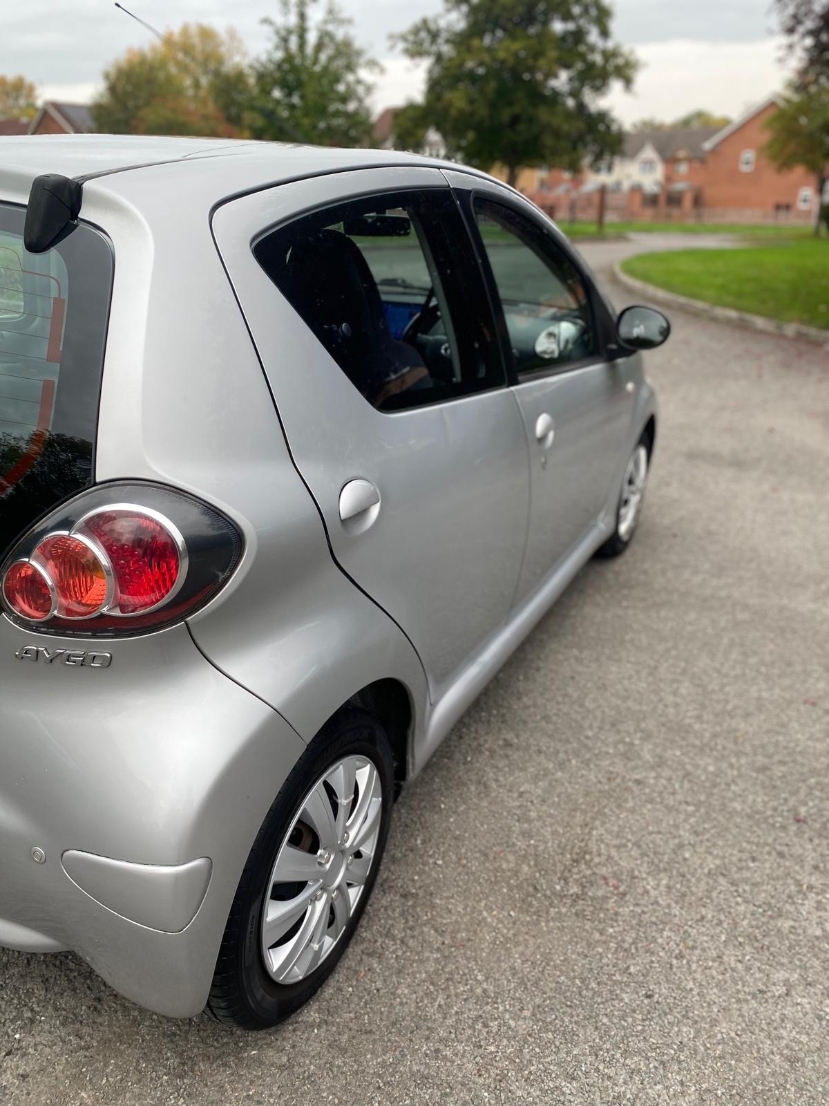 Used Toyota AYGO 2012 for sale - 76506105: Photo 17