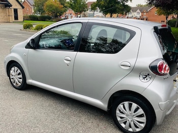 Used Toyota AYGO 2012 for sale - 76506105: Photo