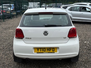 Used Volkswagen Polo 2010 for sale - 79039748: Photo