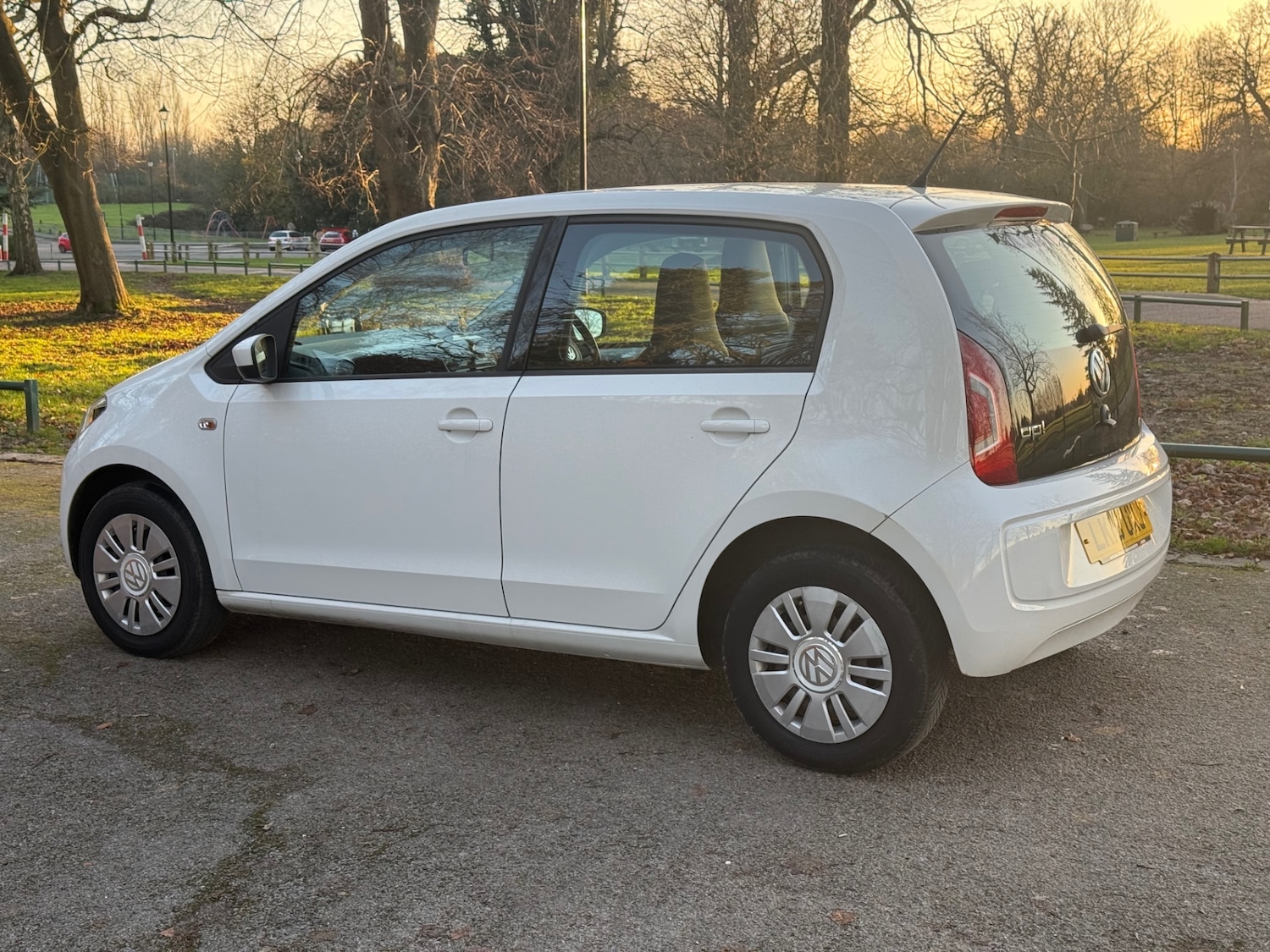 Used Volkswagen up! 2016 for sale - 76772538: Photo 8