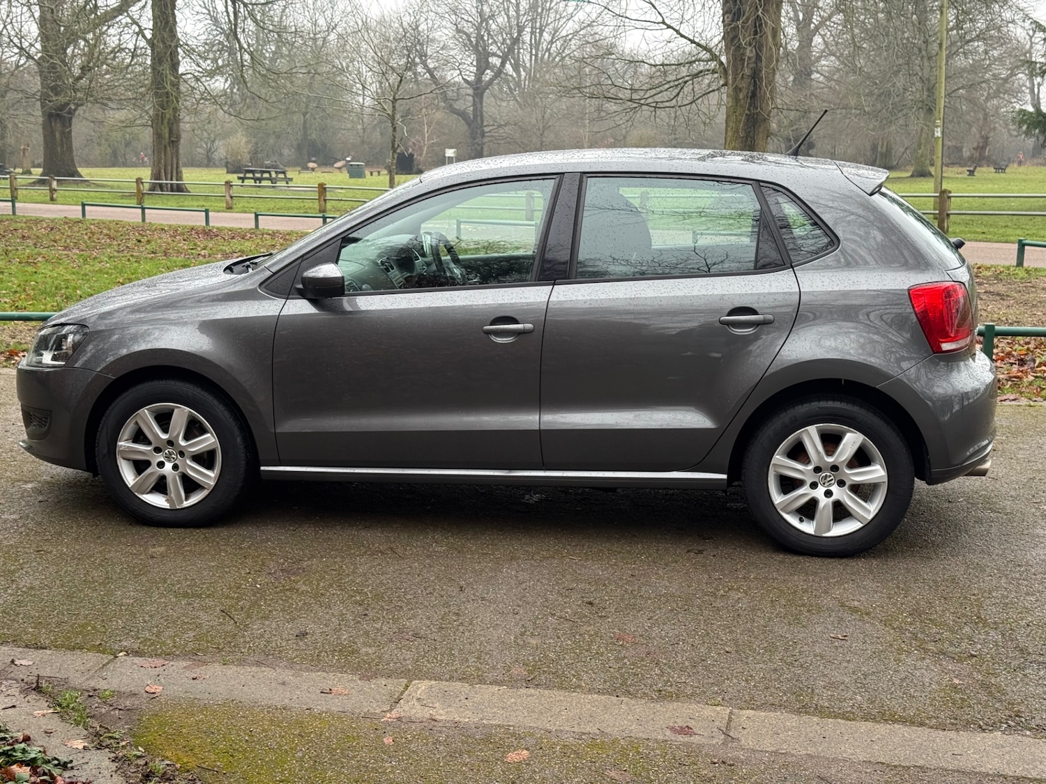 Used Volkswagen Polo 2010 for sale - 77149696: Photo 10