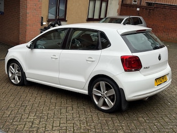 Used Volkswagen Polo 2010 for sale - 77476723: Photo