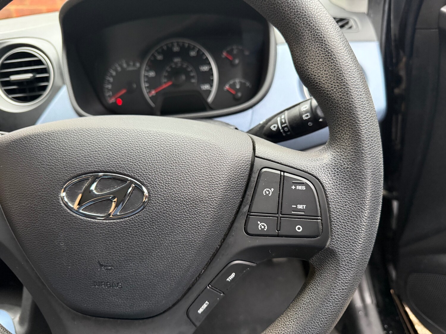 Used Hyundai i10 2014 for sale - 77173347: Photo 14