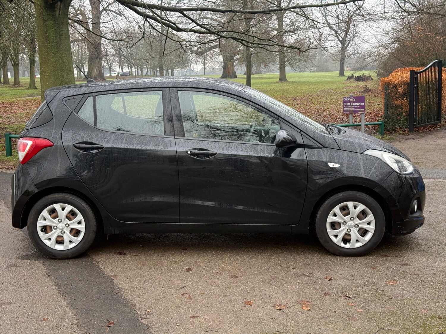 Used Hyundai i10 2014 for sale - 77173347: Photo 4