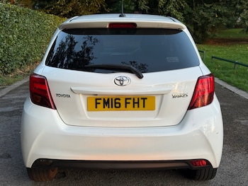 Used Toyota Yaris 2016 for sale - 76104036: Photo