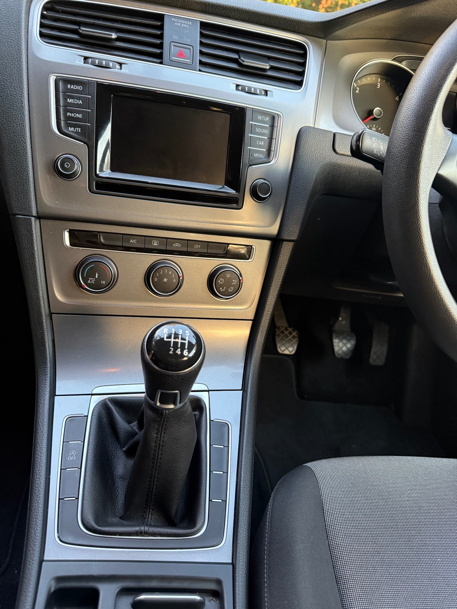 Used Volkswagen Golf 2015 for sale - 76103742: Photo 19