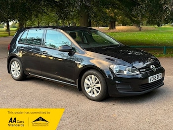 Used Volkswagen Golf 2015 for sale - 76103742: Photo