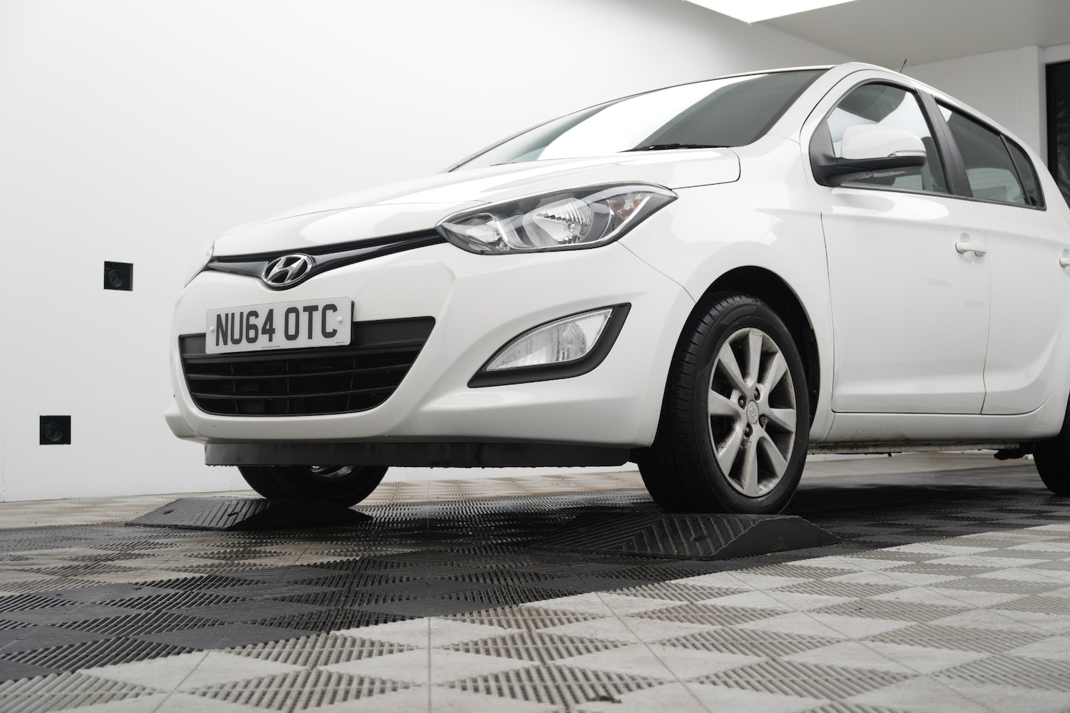 Used Hyundai i20 2014 for sale - 77229169: Photo 5