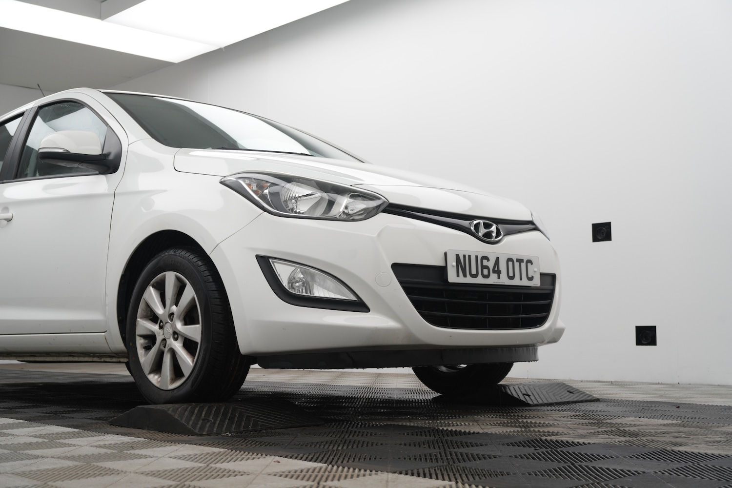 Used Hyundai i20 2014 for sale - 77229169: Photo 6