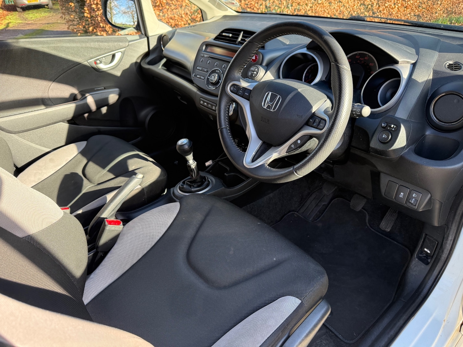 Used Honda Jazz 2013 for sale - 77300774: Photo 16