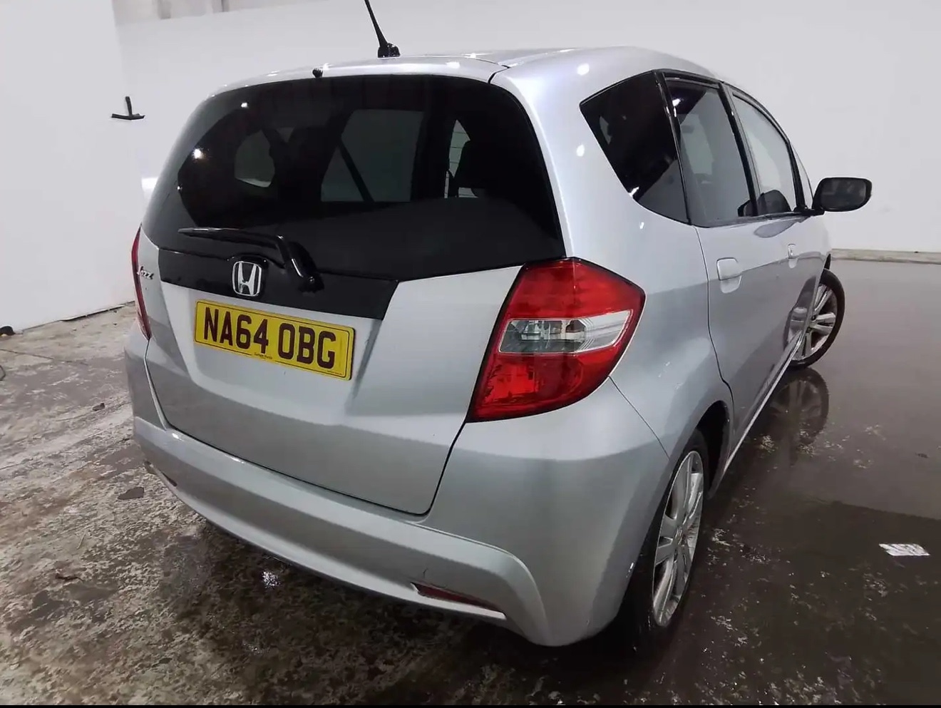 Used Honda Jazz 2014 for sale - 77300701: Photo 2