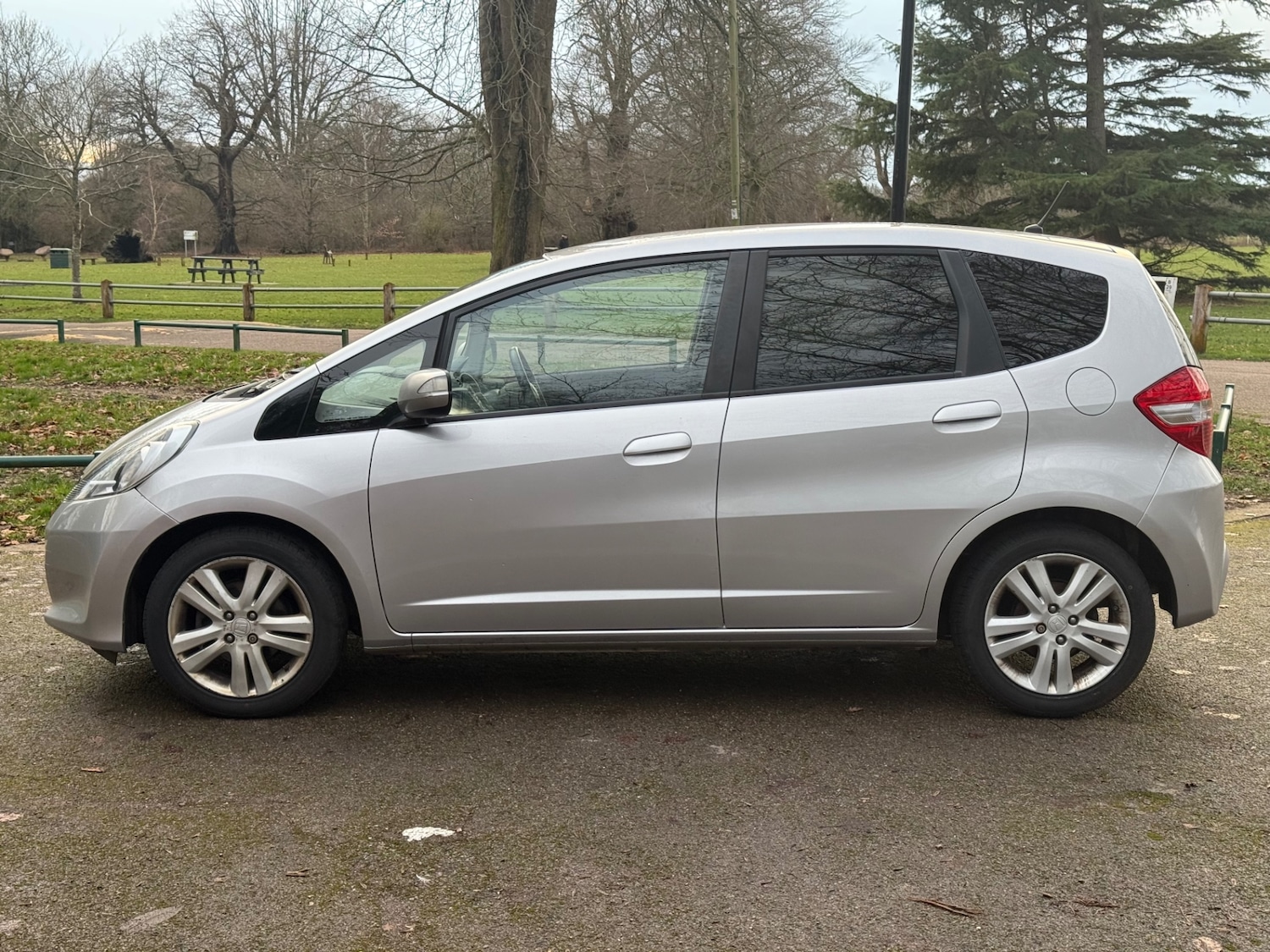 Used Honda Jazz 2014 for sale - 77300701: Photo 9