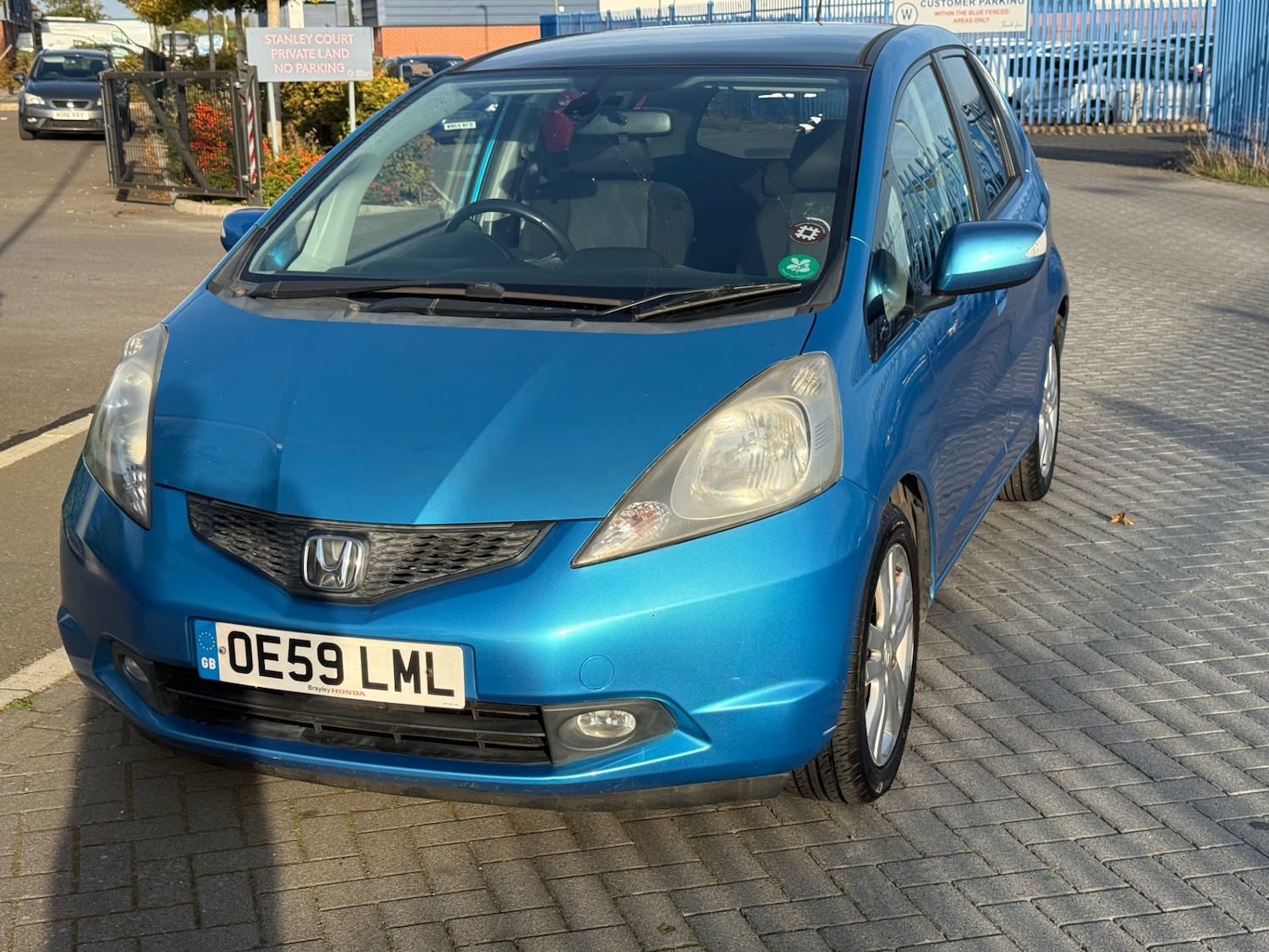 Used Honda Jazz 2010 for sale - 76120532: Photo 3