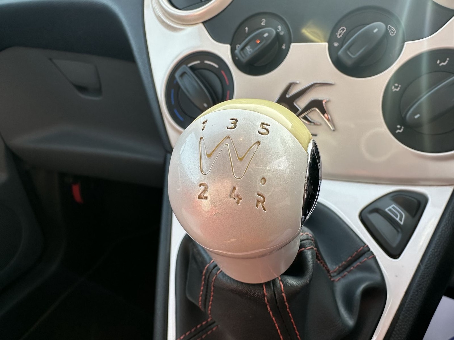 Used Ford Ka 2011 for sale - 76609420: Photo 25