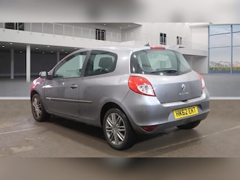 Used Renault Clio 2012 for sale - 76609418: Photo