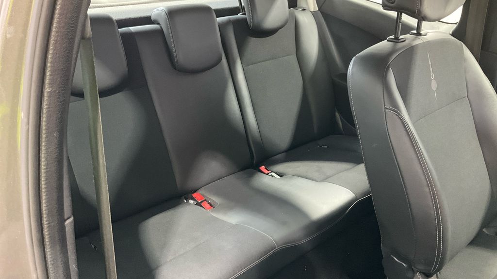 Used Renault Clio 2012 for sale - 76609418: Photo 8