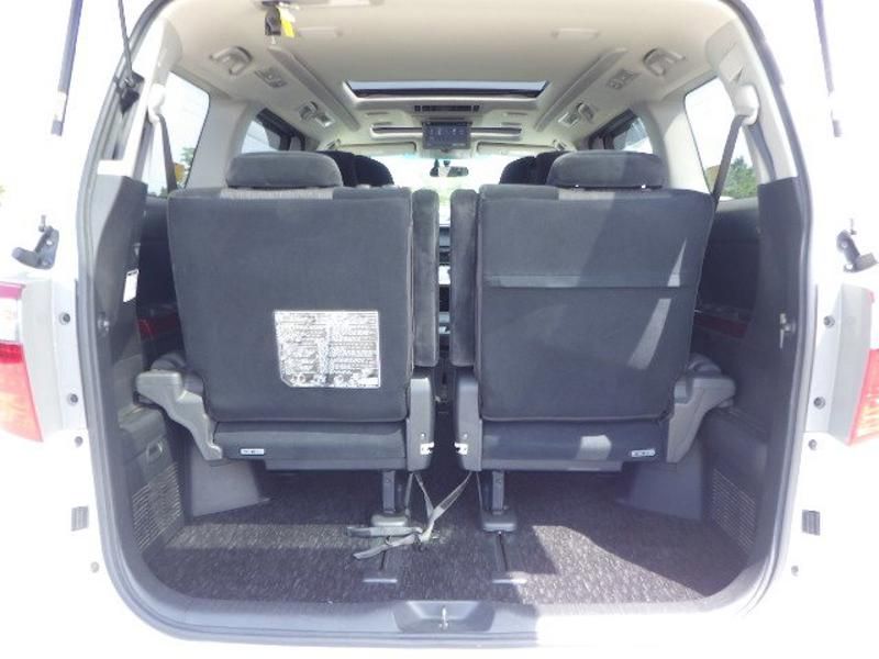 Used Toyota Alphard 2010 for sale - 76609449: Photo 10