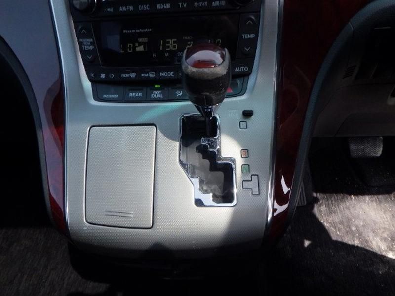 Used Toyota Alphard 2010 for sale - 76609449: Photo 27