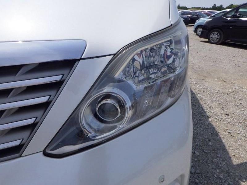 Used Toyota Alphard 2010 for sale - 76609449: Photo 31