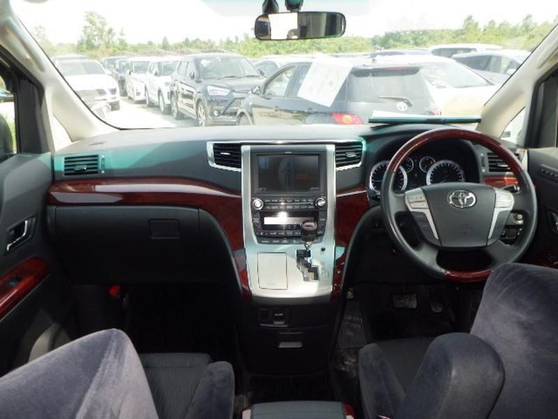 Used Toyota Alphard 2010 for sale - 76609449: Photo 33