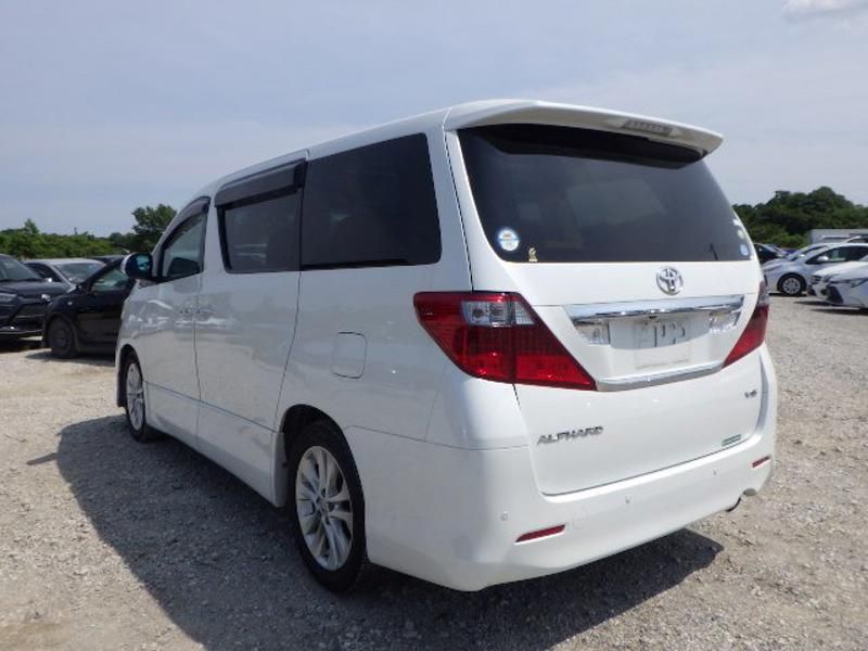 Used Toyota Alphard 2010 for sale - 76609449: Photo 4