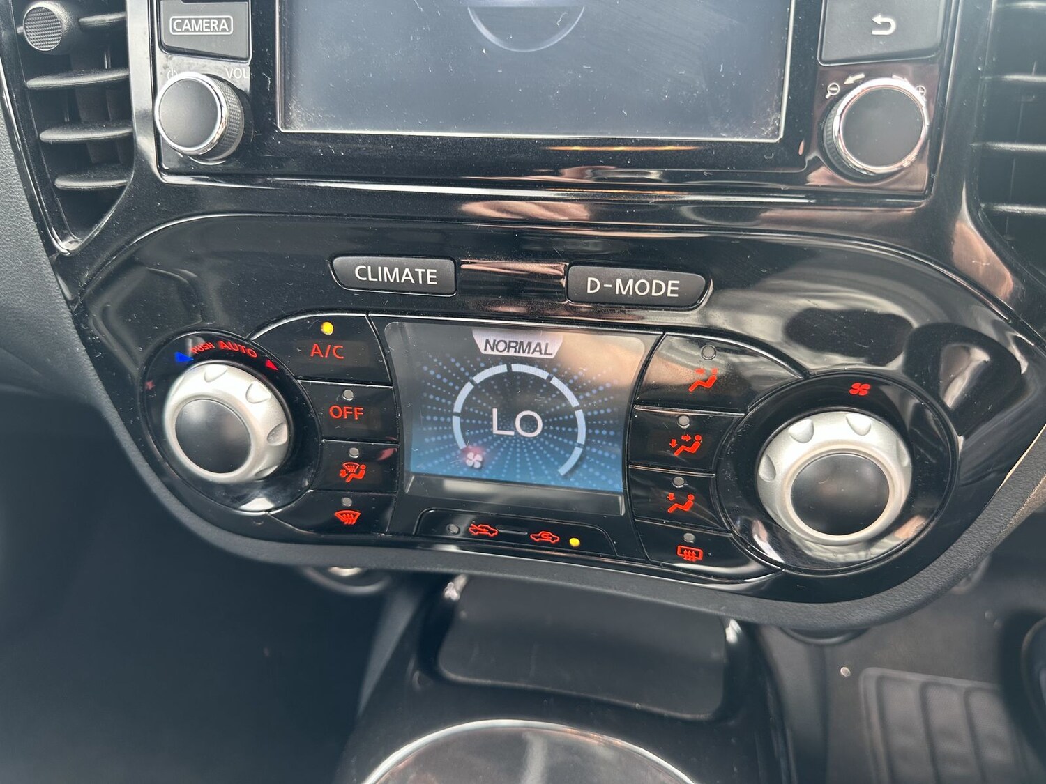 Used Nissan Juke 2015 for sale - 77698337: Photo 17