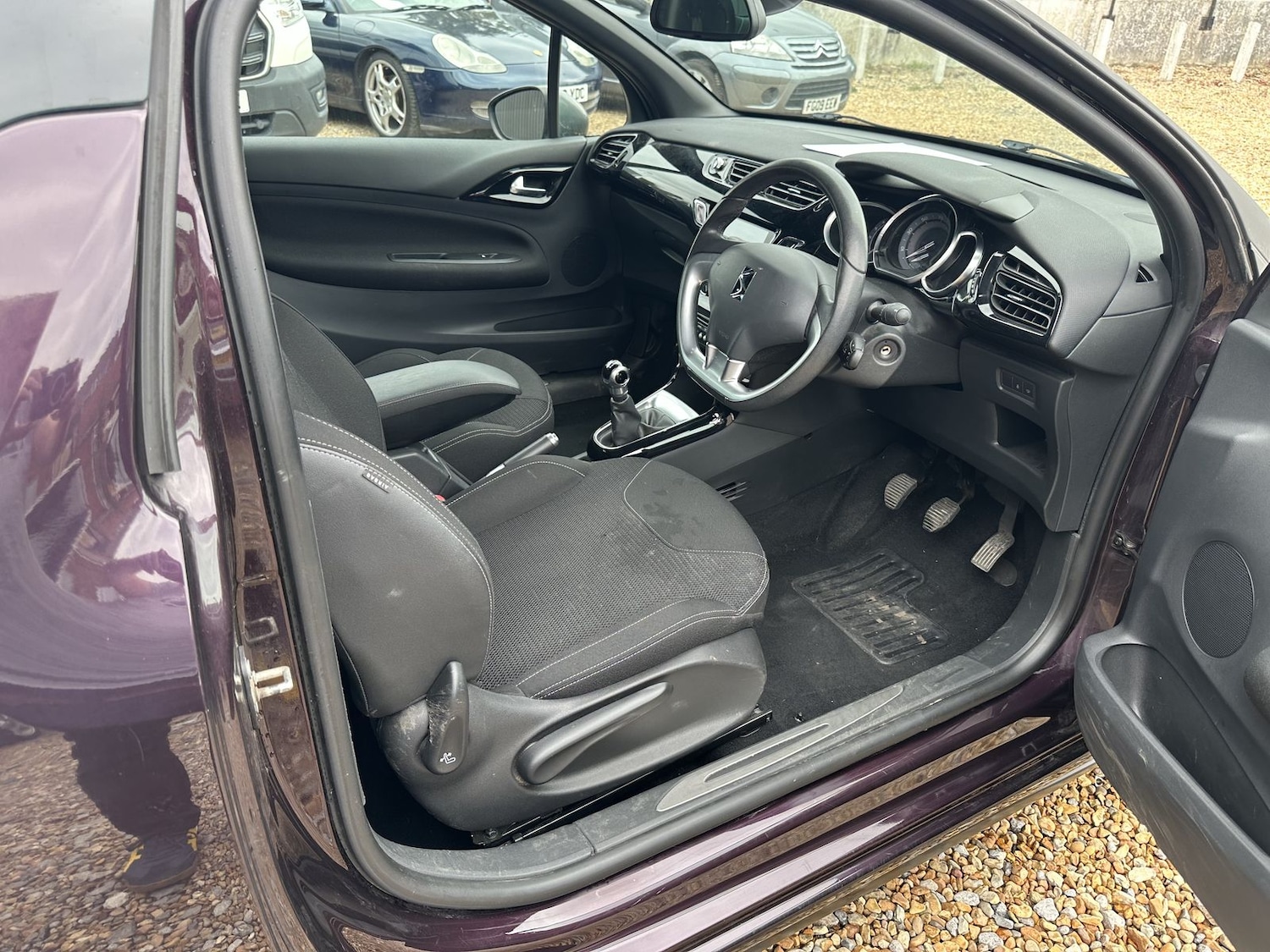 Used Citroen DS3 2014 for sale - 76609448: Photo 11