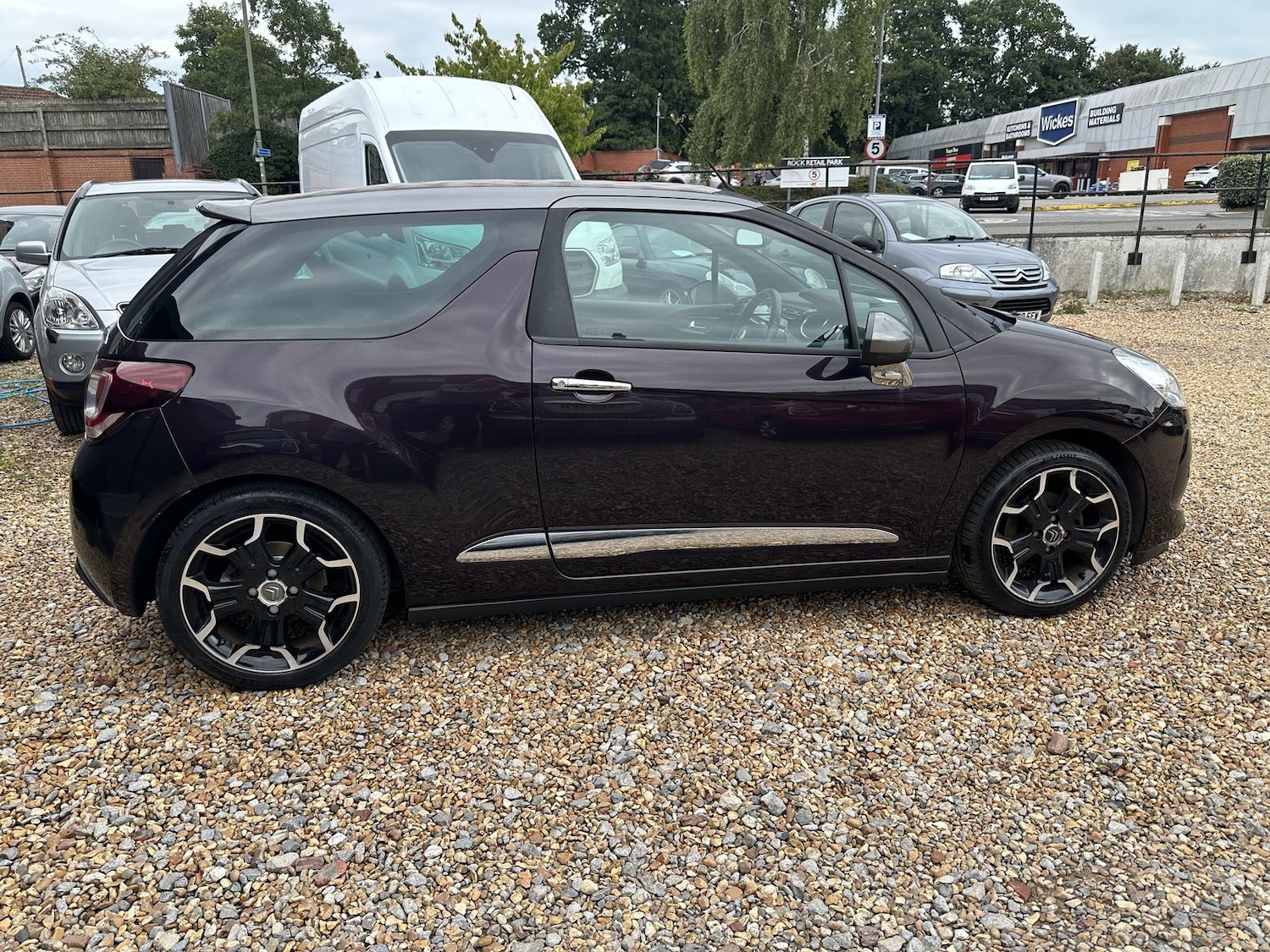 Used Citroen DS3 2014 for sale - 76609448: Photo 8
