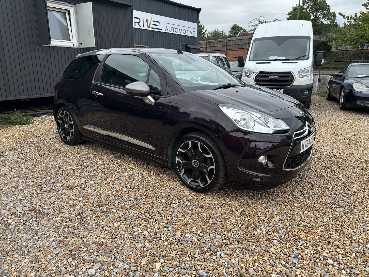 Used Citroen DS3 2014 for sale - 76609448: Photo 9