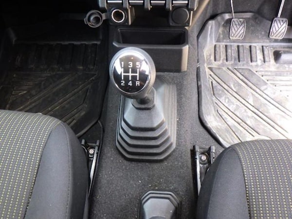 Used Suzuki Jimny 2023 for sale - 75740614: Photo 23