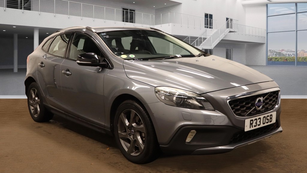 Used Volvo V40 2016 for sale - 76431138: Photo 1