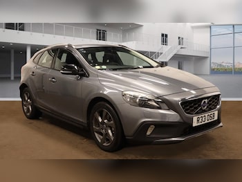 Volvo - V40
