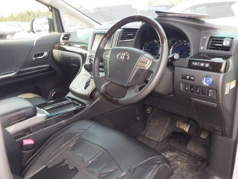 Used Toyota Alphard 2012 for sale - 76609447: Photo 15