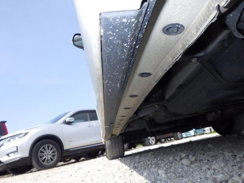 Used Toyota Alphard 2012 for sale - 76609447: Photo 2