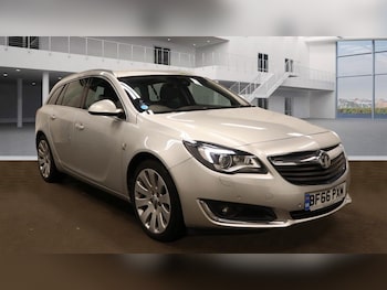 Vauxhall - Insignia