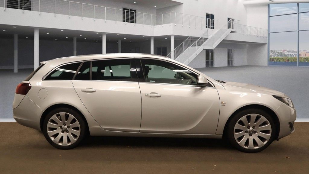 Used Vauxhall Insignia 2016 for sale - 76609428: Photo 5