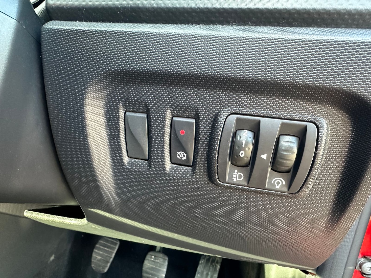 Used Renault Captur 2015 for sale - 77281190: Photo 16