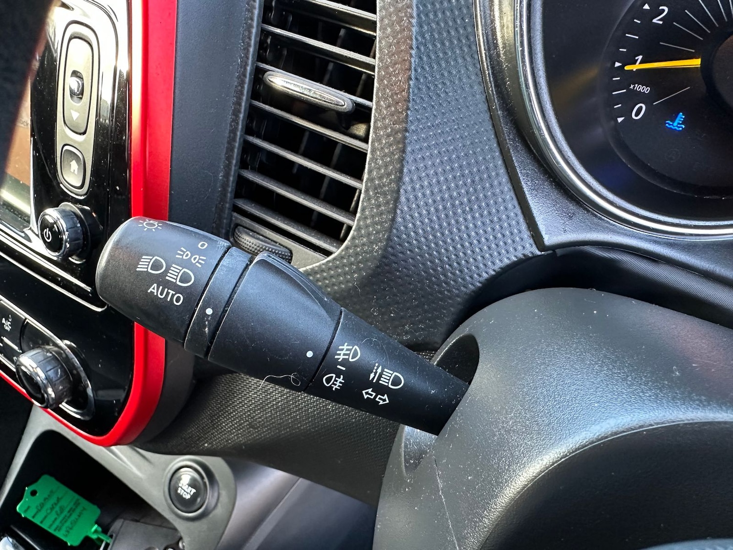 Used Renault Captur 2015 for sale - 77281190: Photo 27