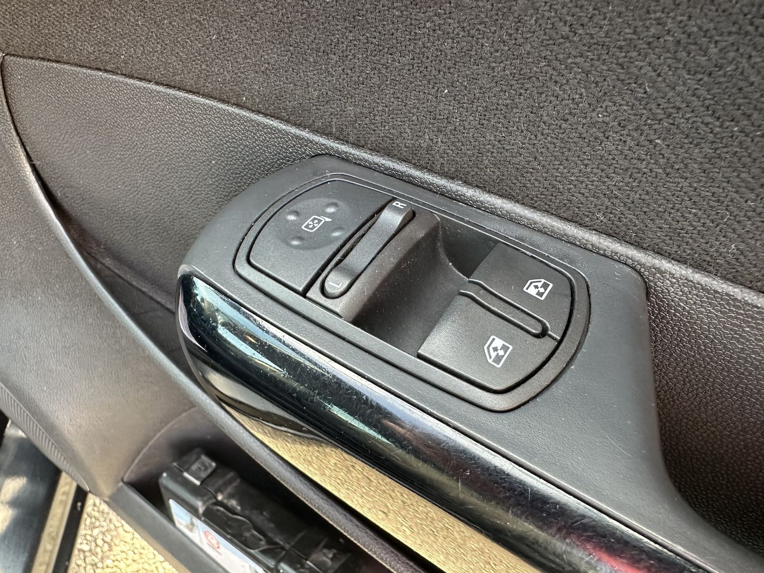 Used Vauxhall Corsa 2012 for sale - 76609417: Photo 19