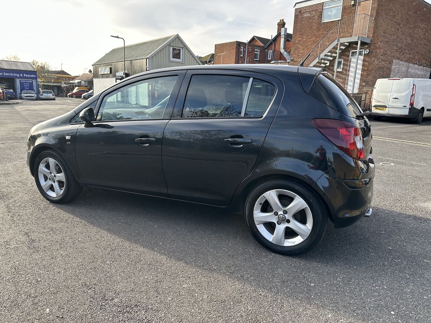 Used Vauxhall Corsa 2012 for sale - 76609417: Photo 7
