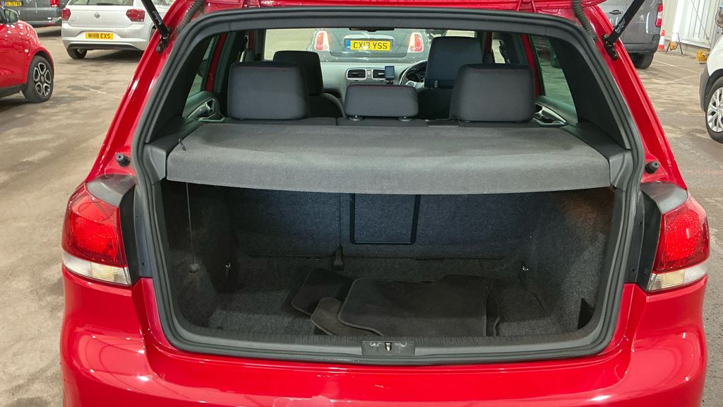 Used Volkswagen Golf 2009 for sale - 76598500: Photo 7