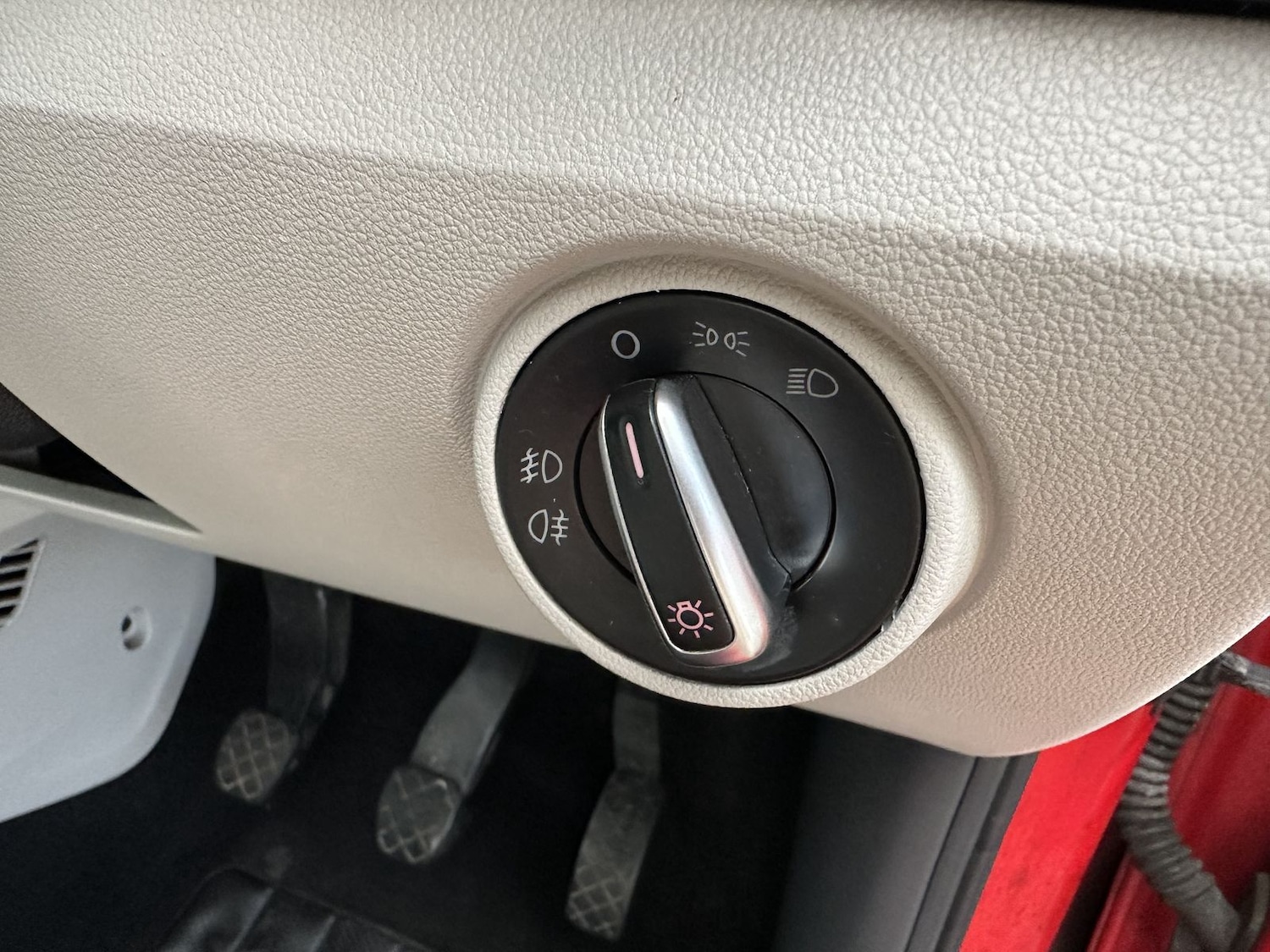 Used Volkswagen up! 2013 for sale - 76609443: Photo 18