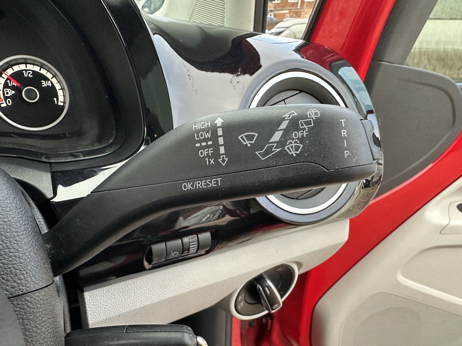 Used Volkswagen up! 2013 for sale - 76609443: Photo 23