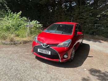 Used Toyota Yaris 2016 for sale - 78915396: Photo