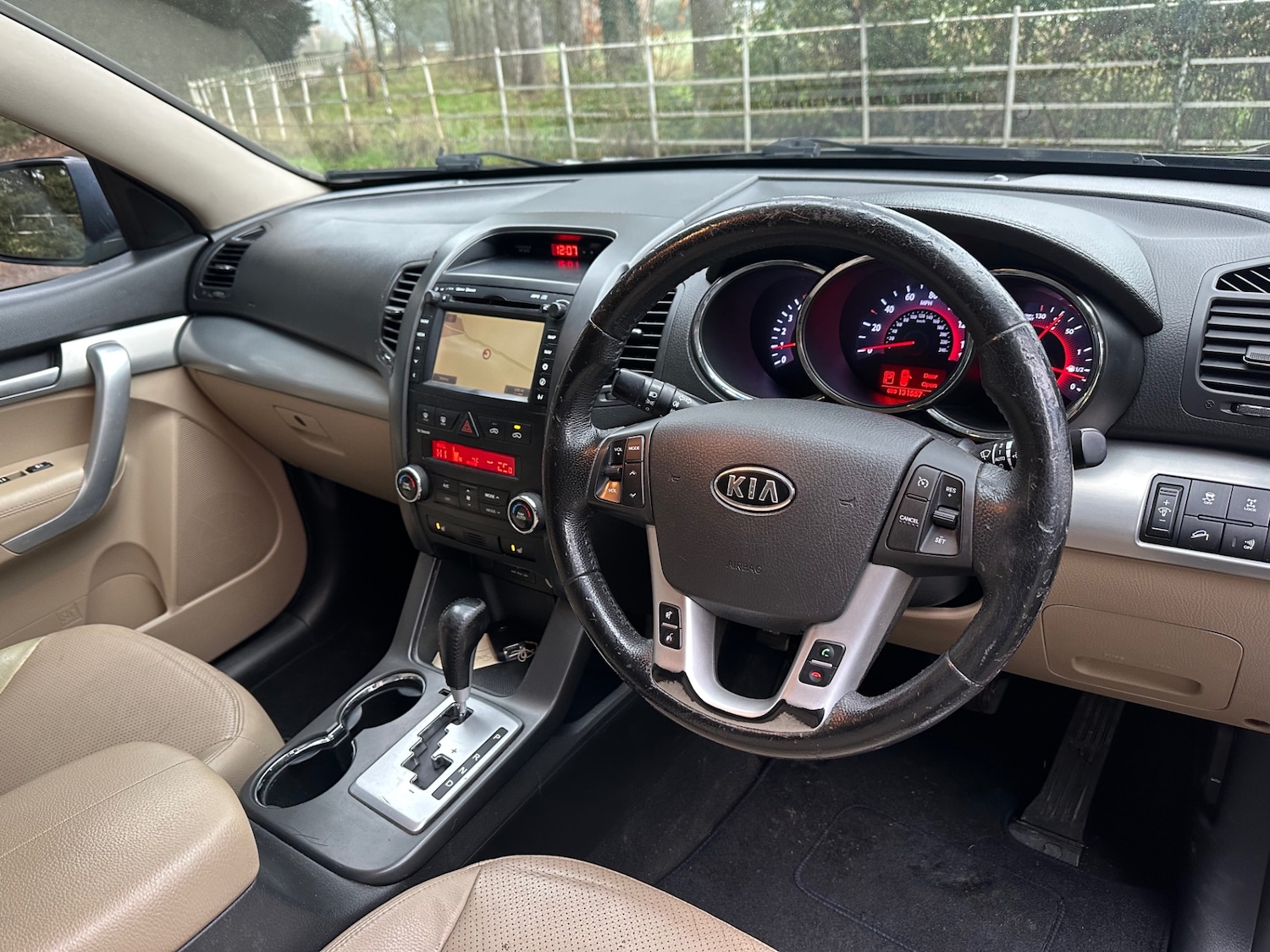 Used Kia Sorento 2011 for sale - 77136489: Photo 13