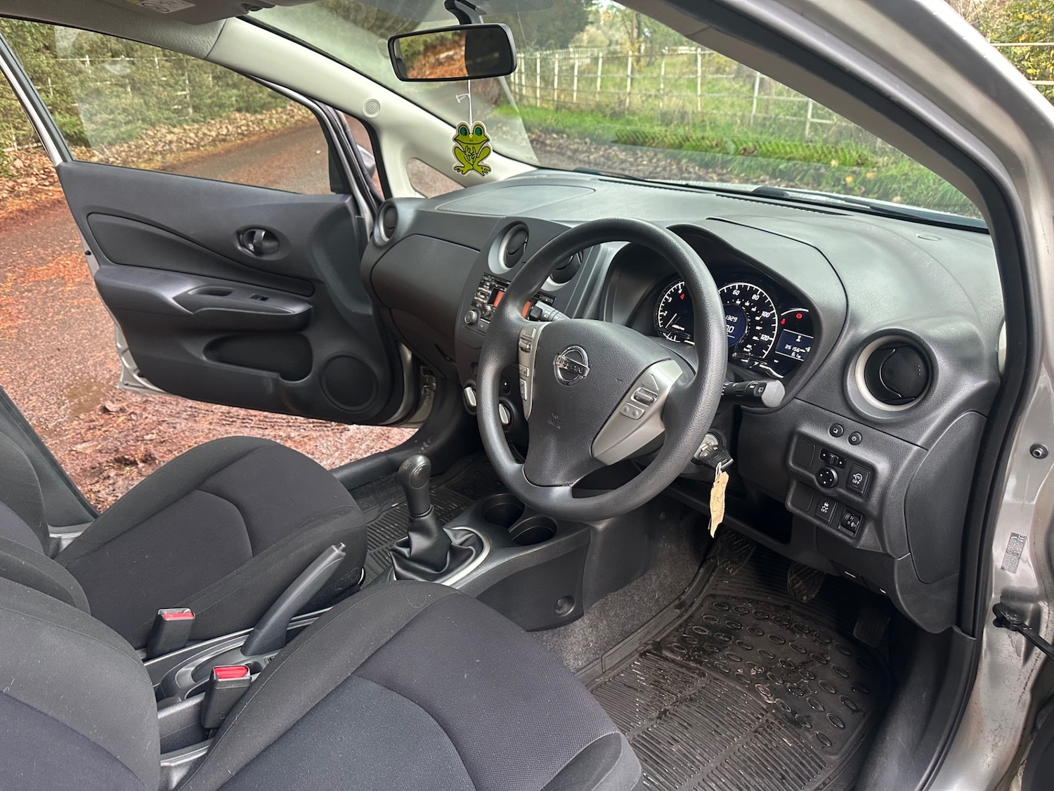 Used Nissan Note 2014 for sale - 76859433: Photo 7